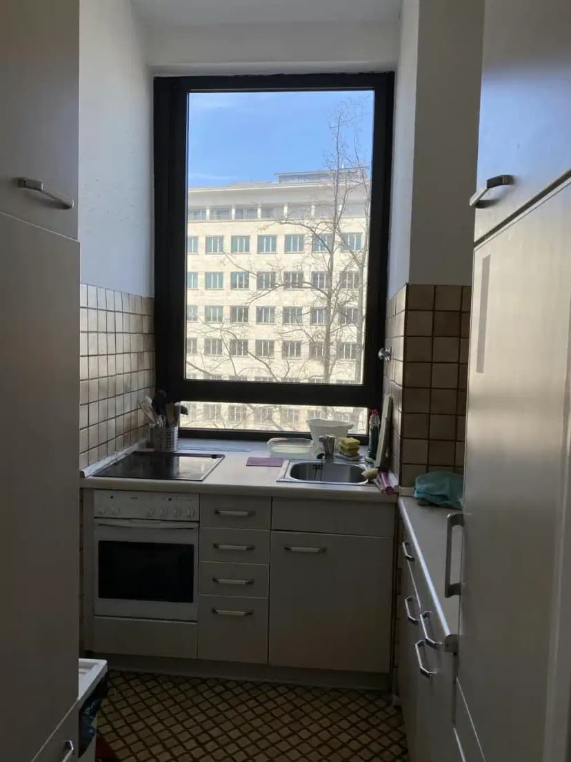 RM Bismarckstraße 106, Berlin view 2