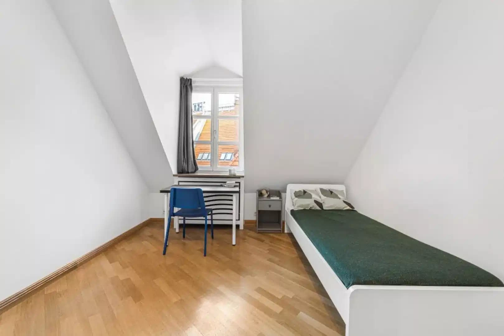 RM Heerstraße 2, Berlin