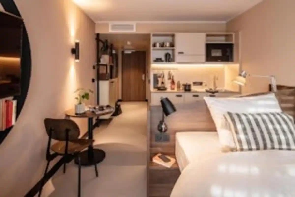 Studio Work With Balcony