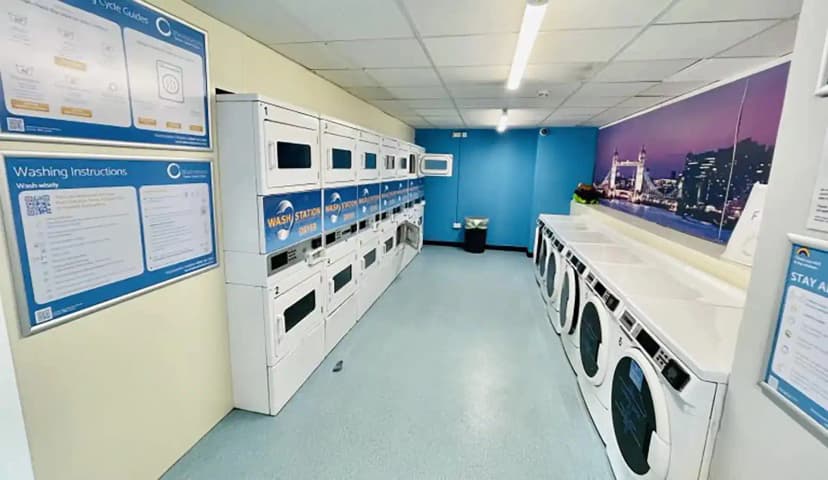 Creek Court, London view 2