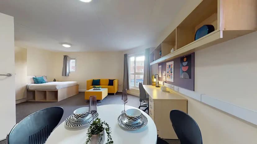 Creek Court, London image 17