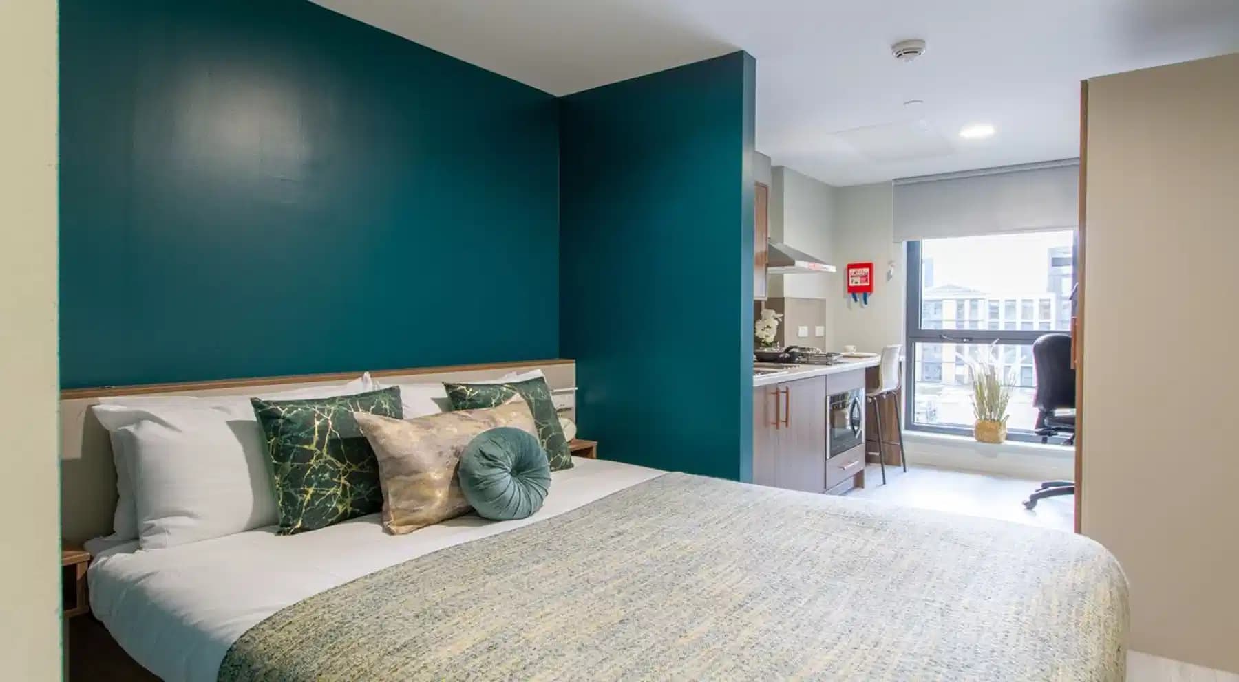 High Floor Premium Studio