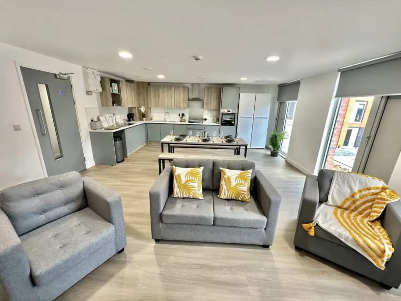 Albany Student Village, Coventry image 11