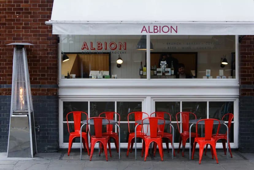 Canto Court, London image 17
