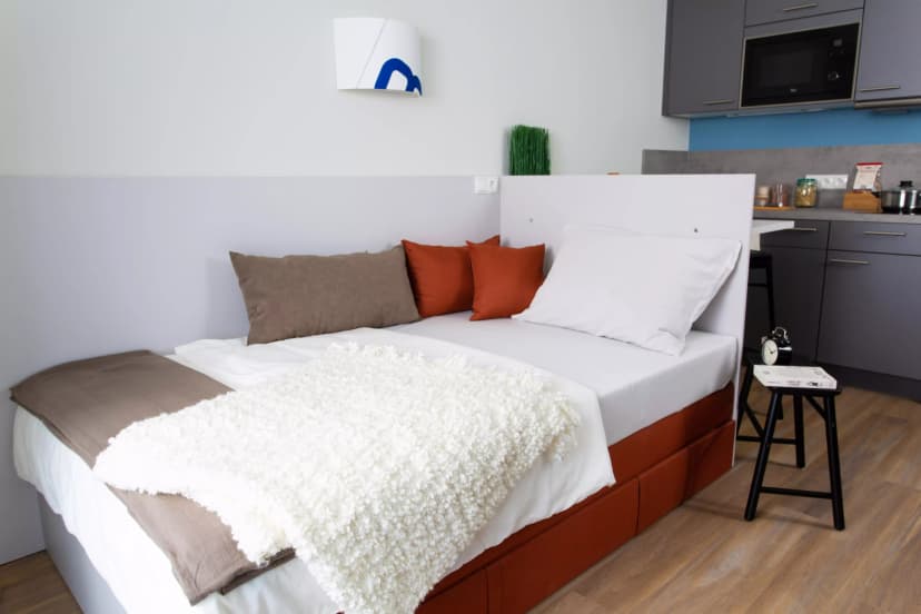 The FIZZ Hamburg Altona, Hamburg image 1