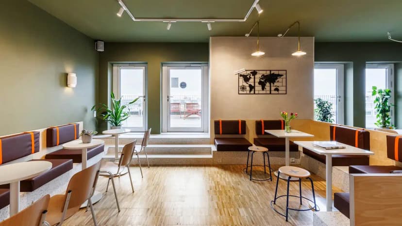 The FIZZ Frankfurt, Frankfurt image 8