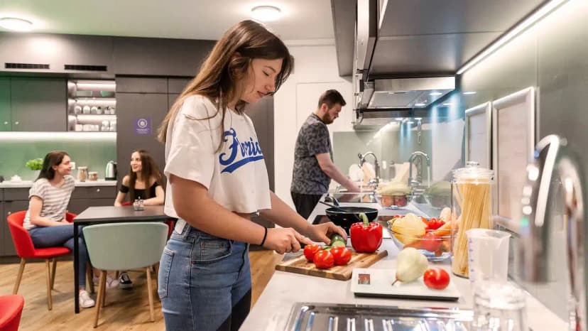 The FIZZ Munich, Munich view 2