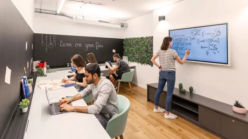 The FIZZ Munich, Munich view 6