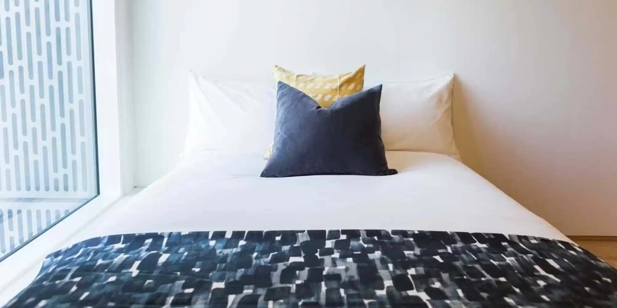 Gold Studio Lower Level Extra Large Standard View