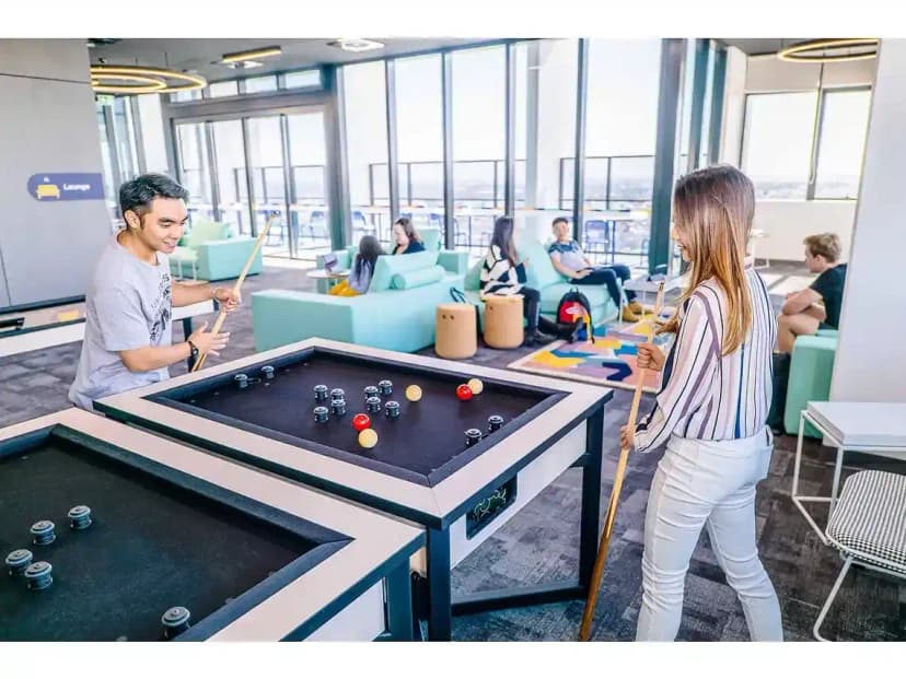 Yugo Adelaide City, Adelaide view 3