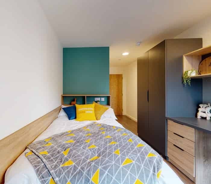 Bronze Ensuite Penthouse XI Level
