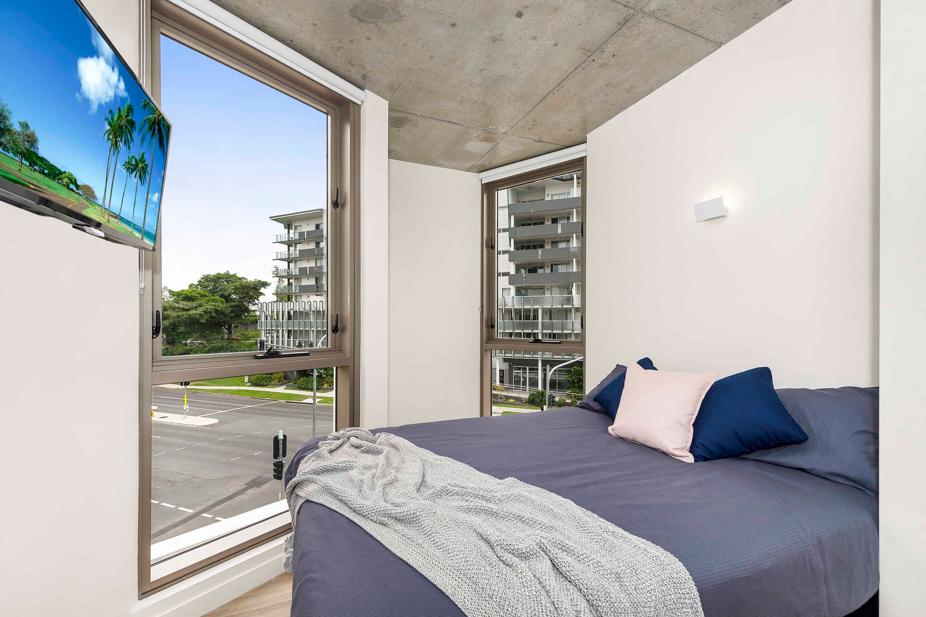 Signature Plus Studio, Double Bed