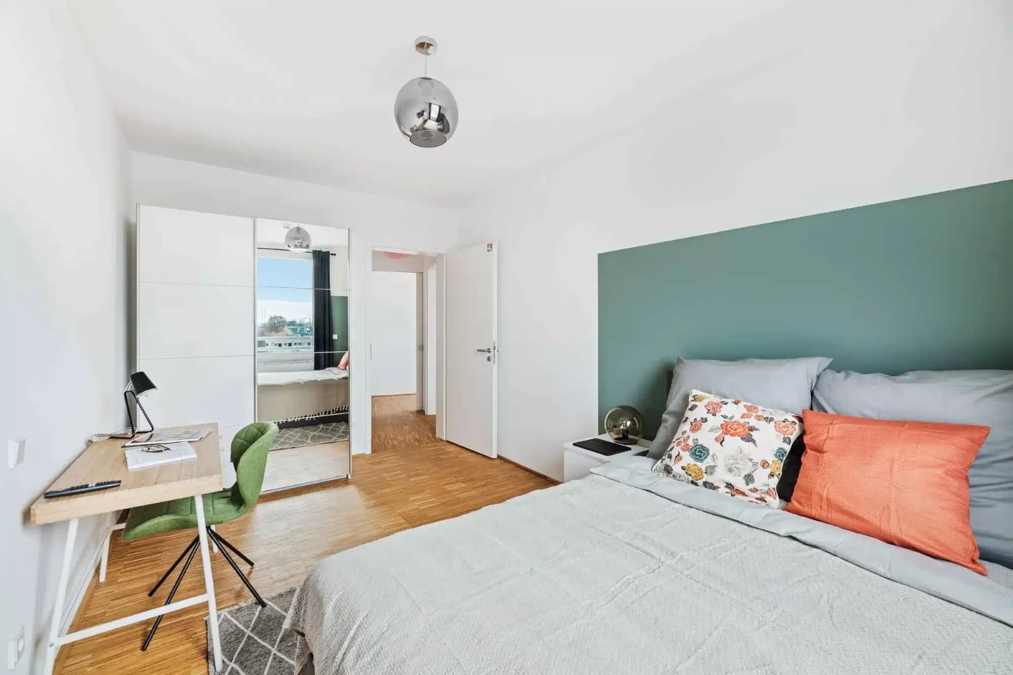 #156439: Room in 4 Bedroom 1 Bathroom (Tübinger Straße)