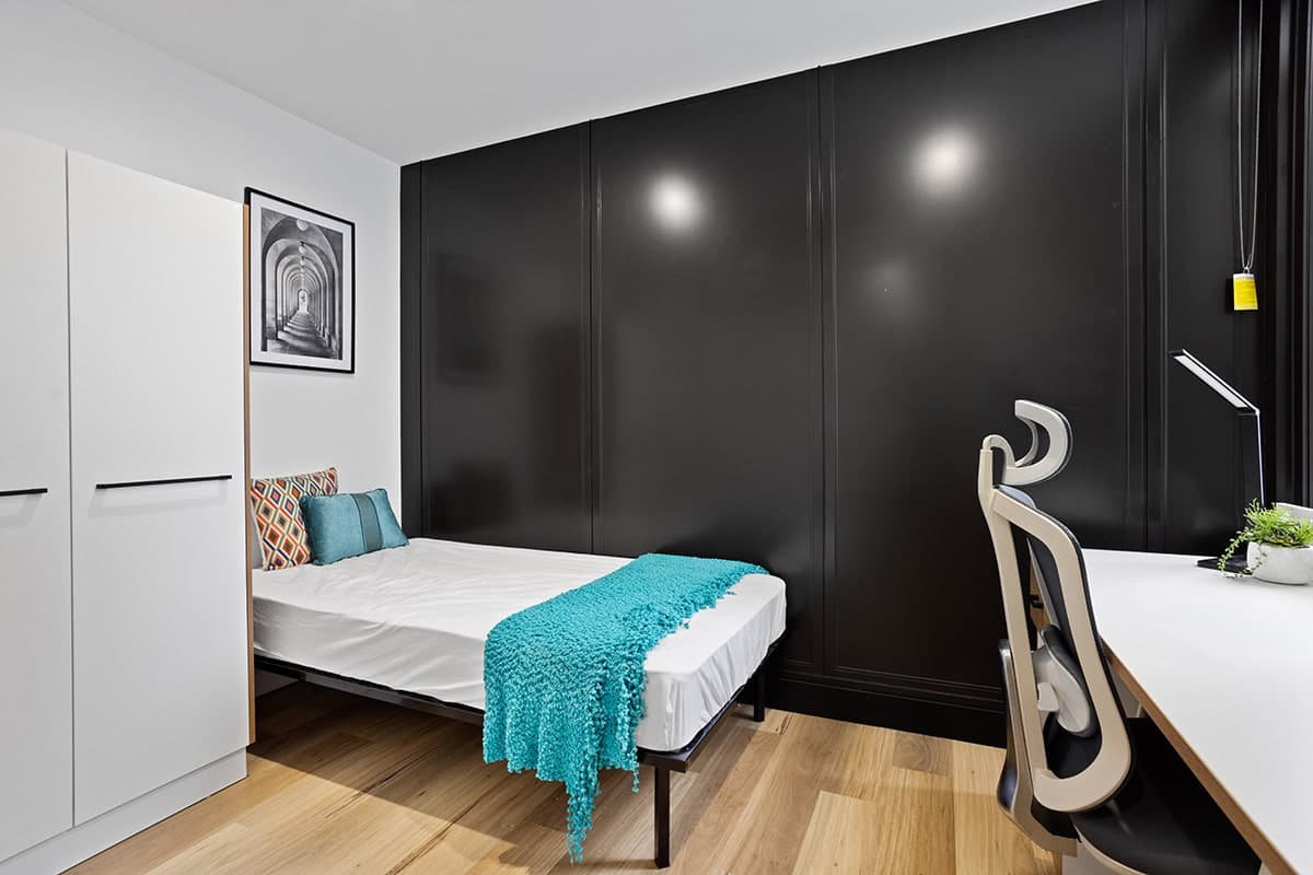 2 Bed Apartment Silver