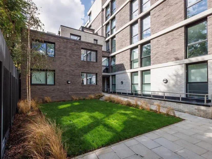 Yugo Element Bermondsey, London view 3