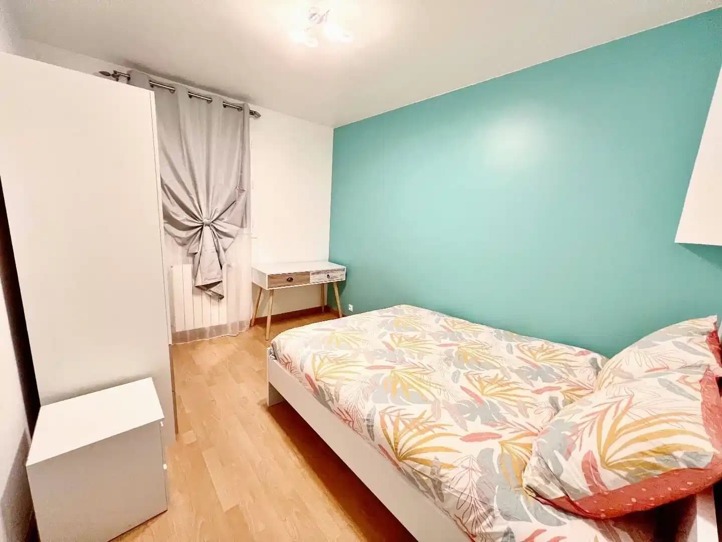 Room 4