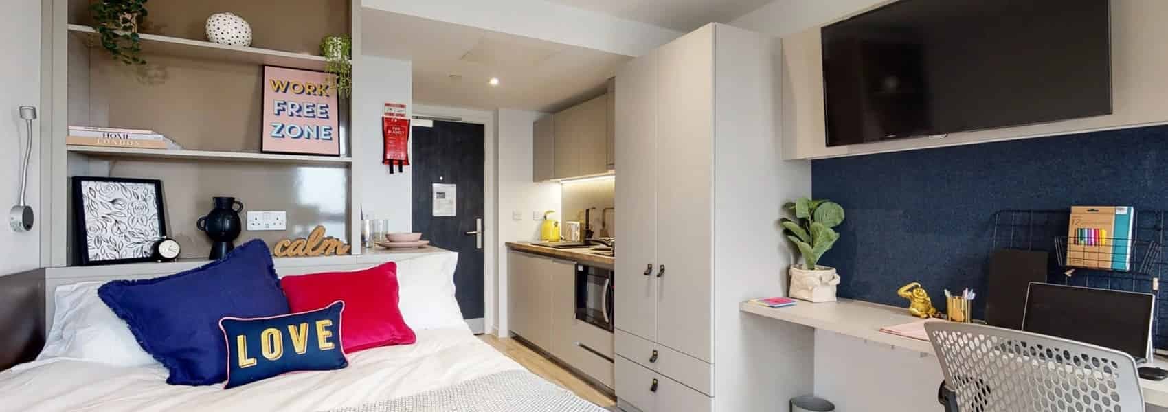 Gold Studio Upper Level Dual Premium Standard View