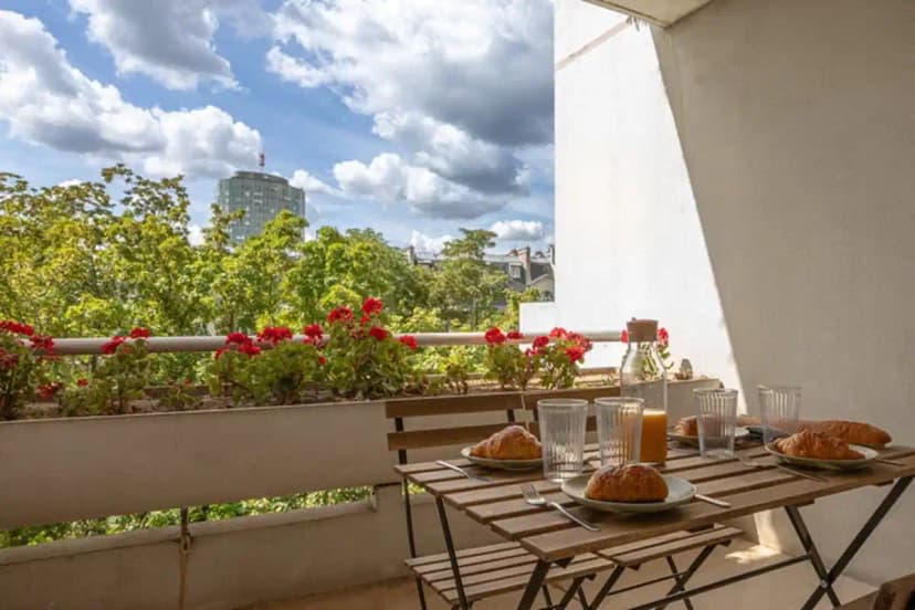 A-CLV 75007, Paris view 2