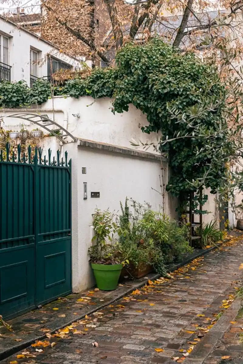 A-CLV 75007, Paris view 7