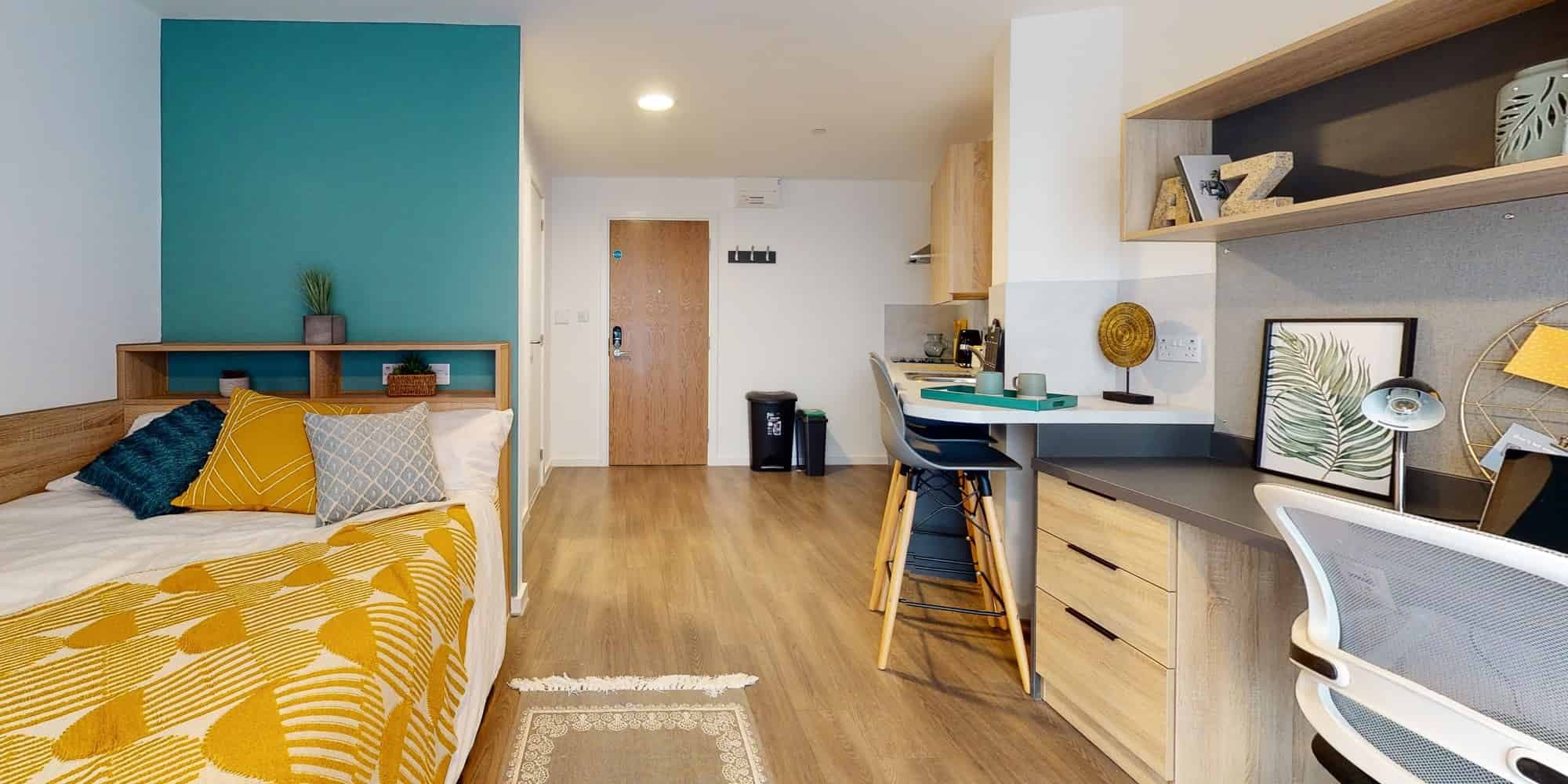 Platinum Studio Mid Level