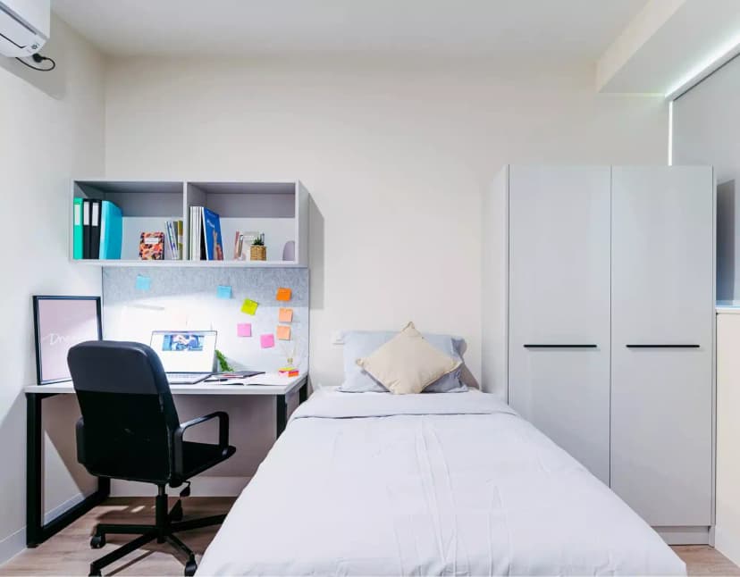 Accolade on Moore  (Formerly Y Suites On Moore), Canberra image 1