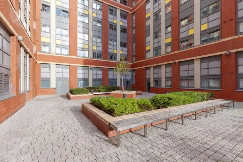 Merchant Apartments, Glasgow image 12