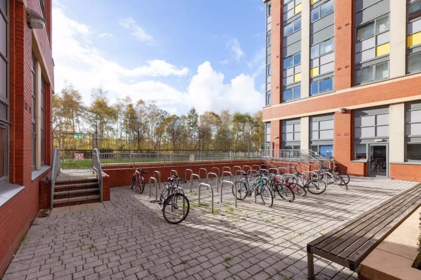 Merchant Apartments, Glasgow image 13