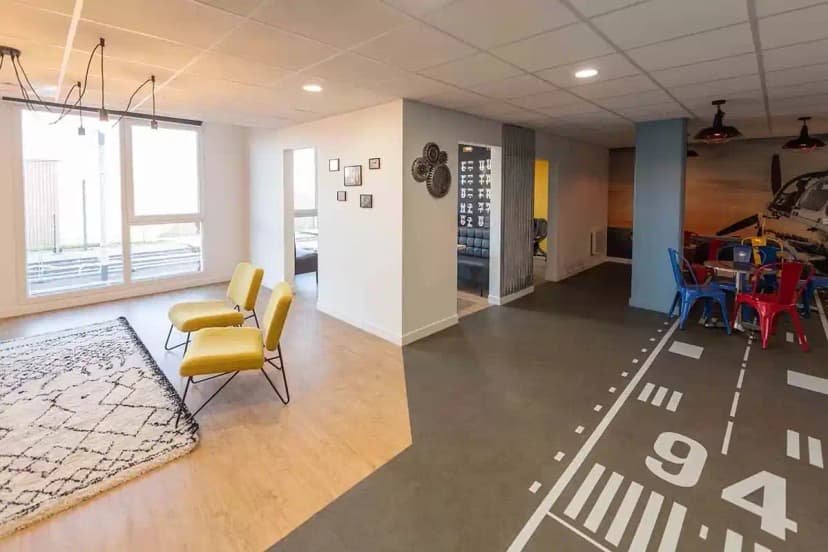 Terminal 94 Residence, Orly view 3