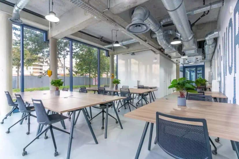 Hacker Residence, Palaiseau view 5