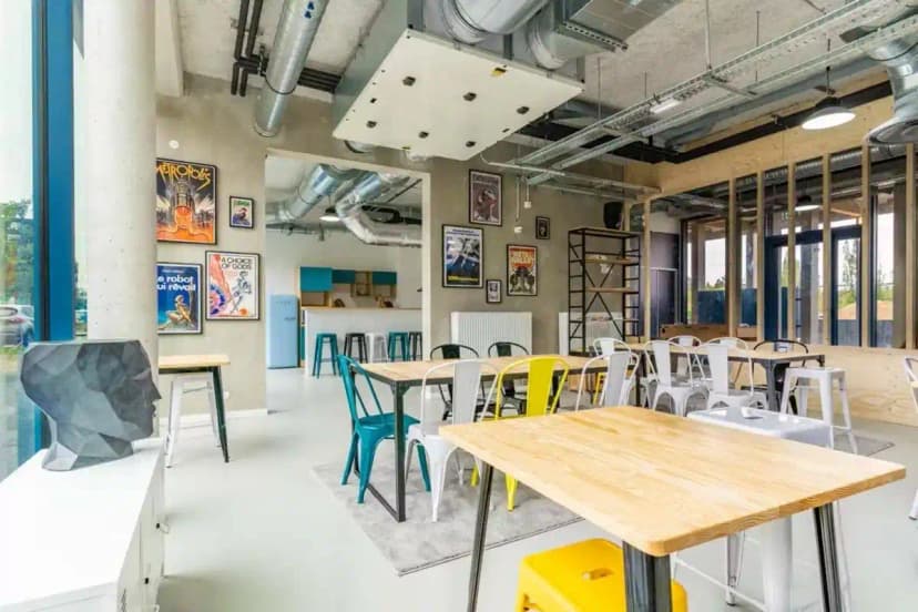 Hacker Residence, Palaiseau image 8