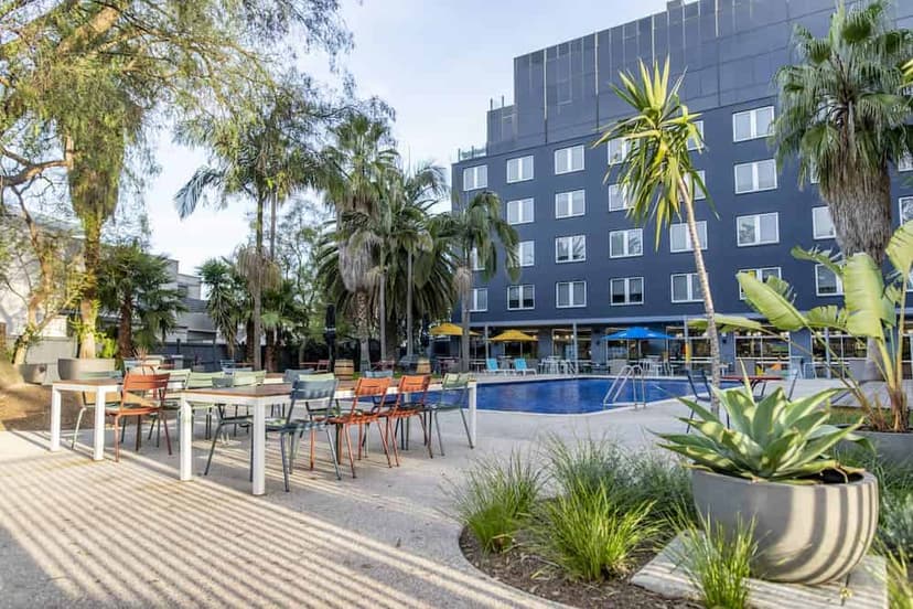 Campus Melbourne, Melbourne view 2