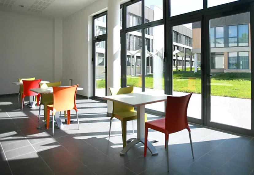 Internationale Residence, Paris image 8