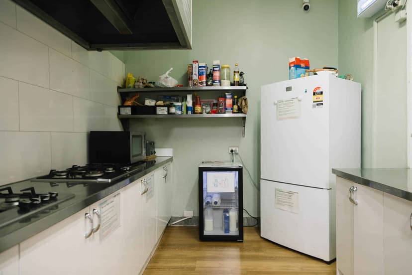 Carric Hostel, Melbourne view 7