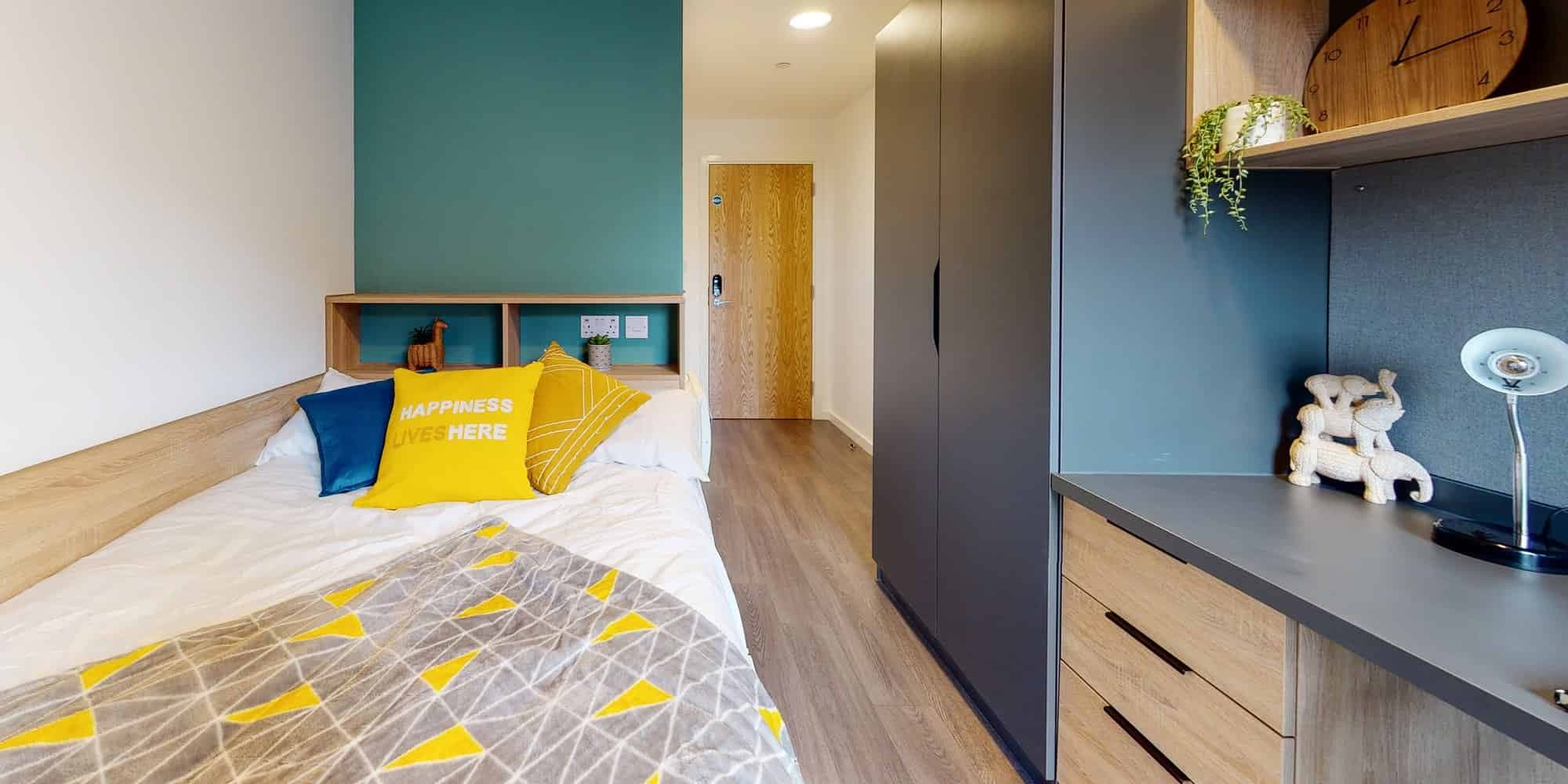 Bronze Ensuite Upper XI Level