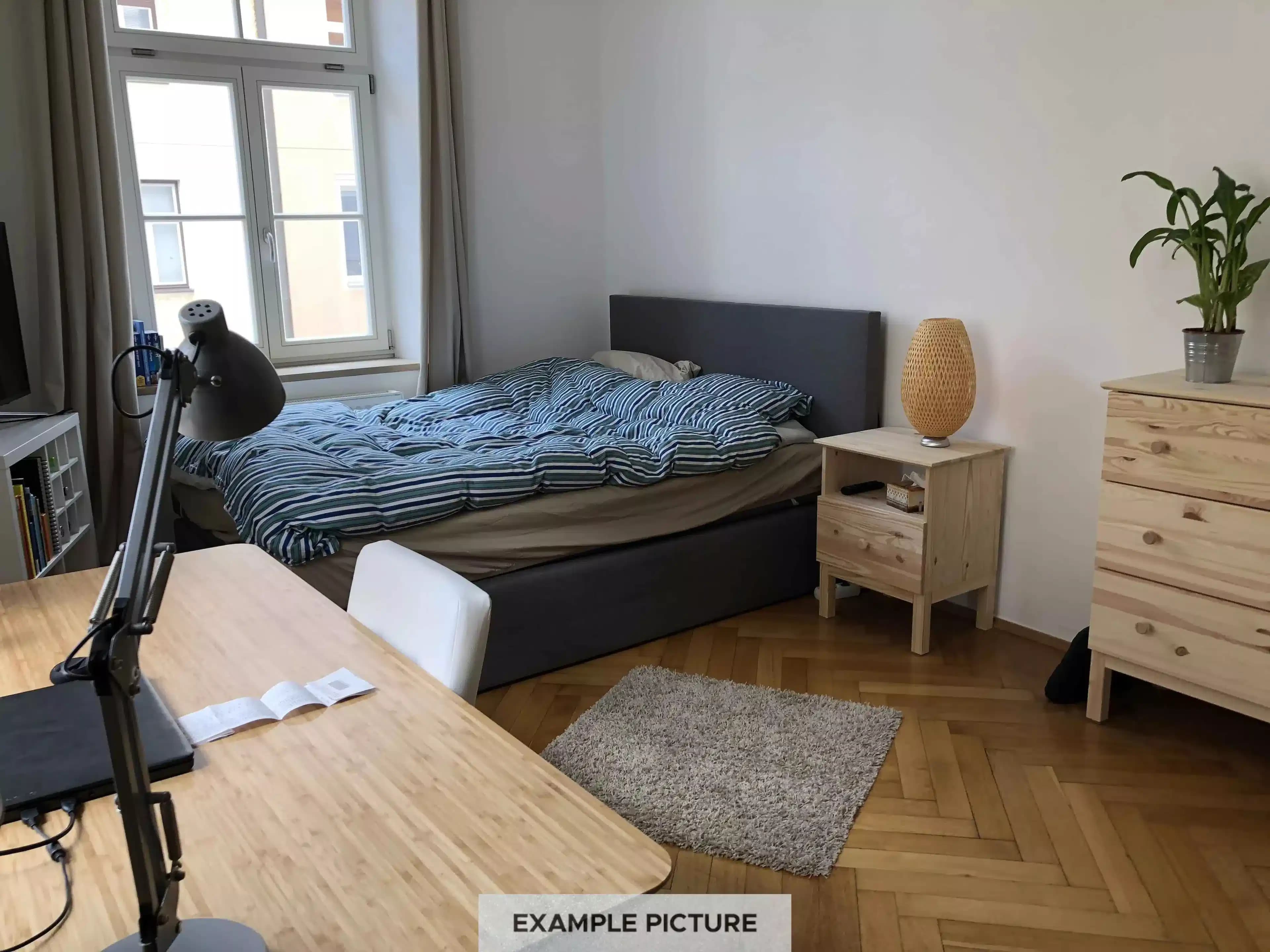 Private Room (00105)