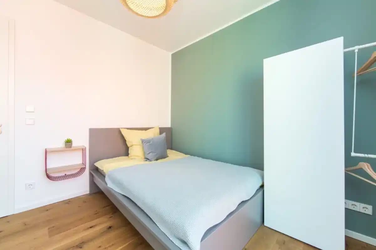 Private Room (E.32.3)