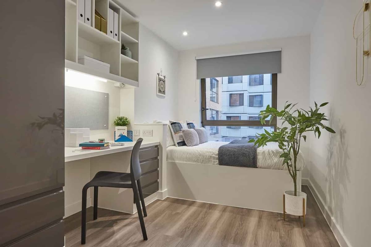 Rhodaus Court, Canterbury