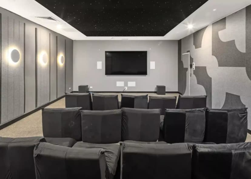 Accolade on Moore  (Formerly Y Suites On Moore), Canberra view 3