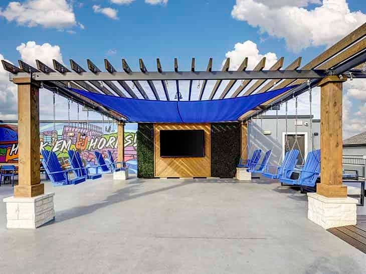 The Block, Austin view 3