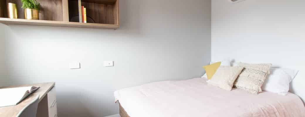 1 Bedroom Apartment Terrace