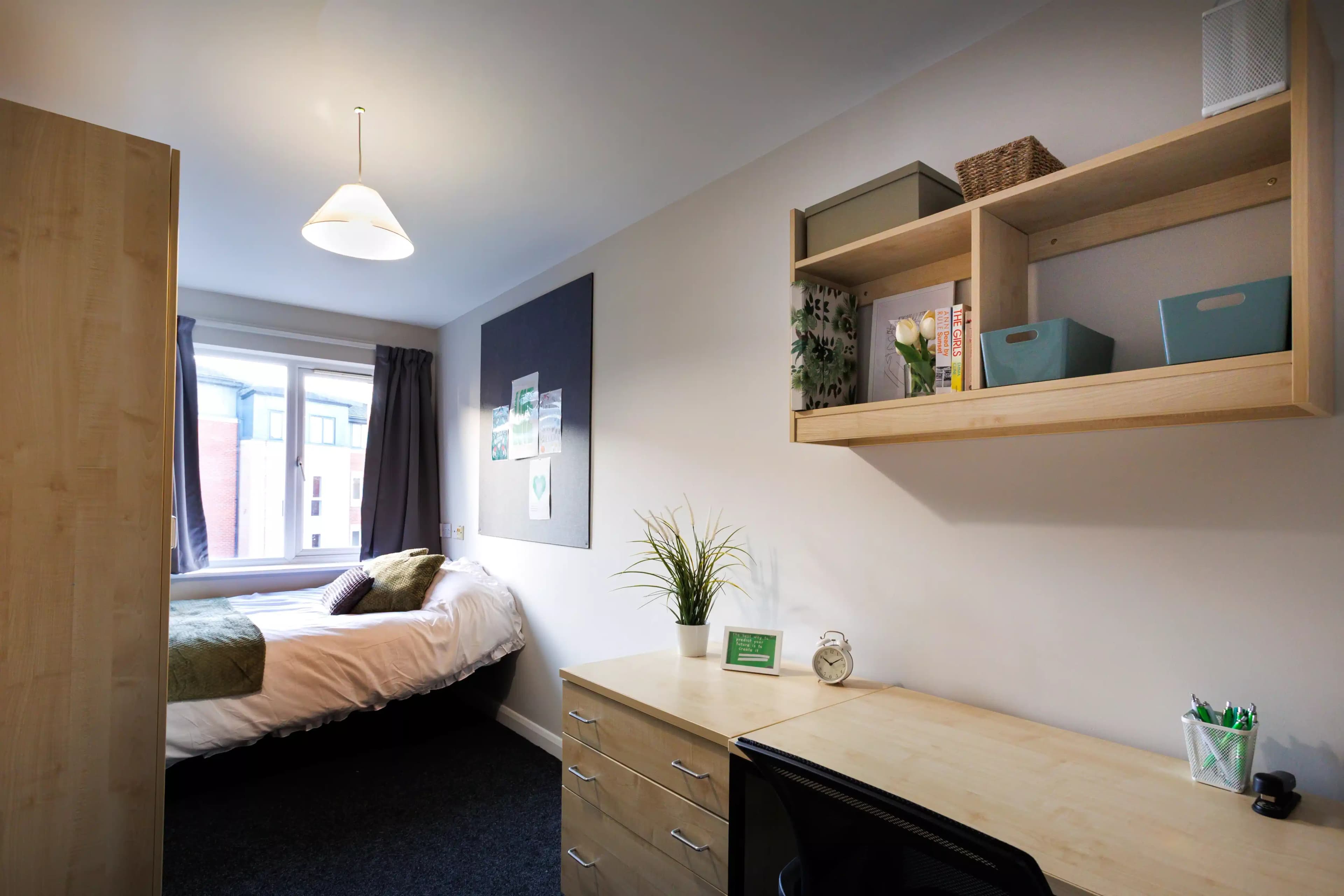 Gold Standard (Shared Bathroom)