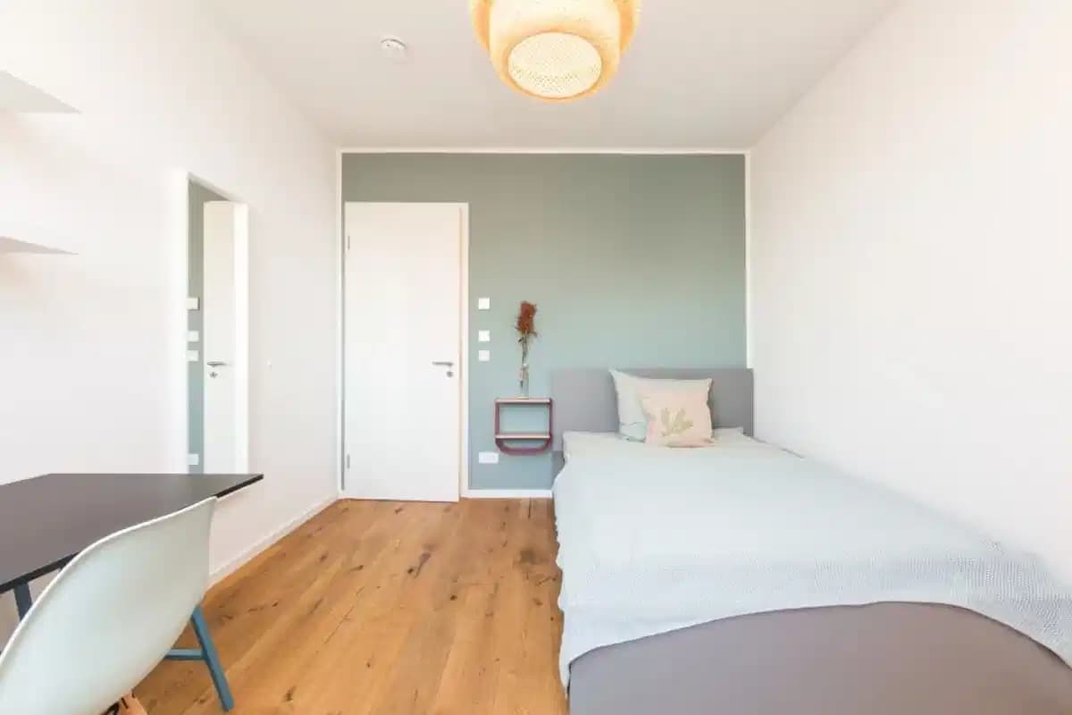 Private Room (E.52.1)