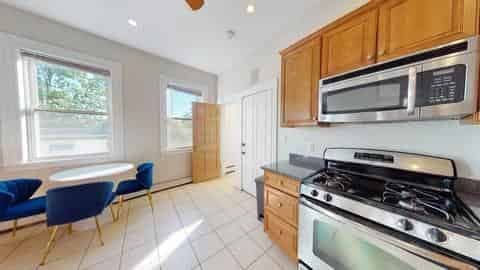 June Homes 02139, Boston view 5