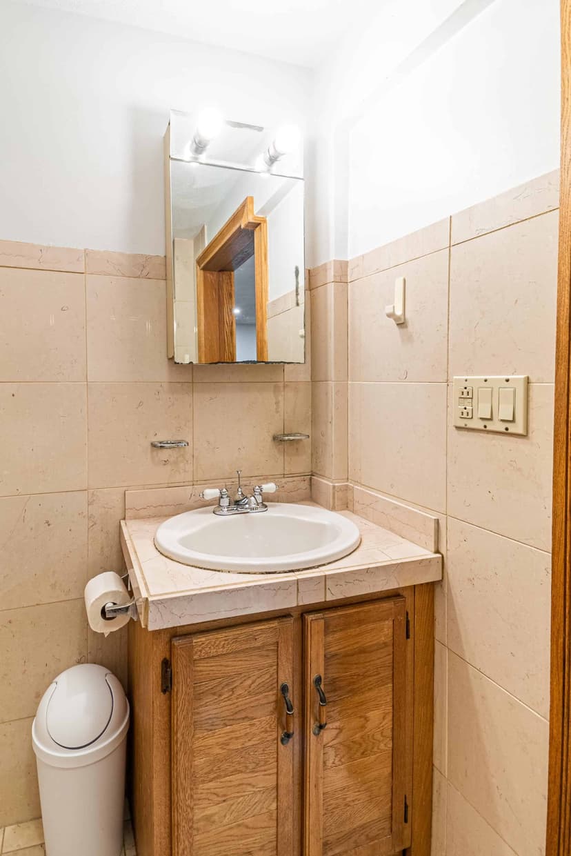 June Homes 02139, Boston image 29