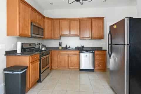 June Homes 02139, Boston image 12