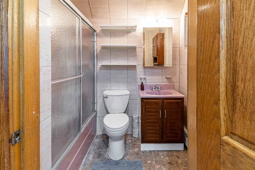 June Homes 02139, Boston image 33