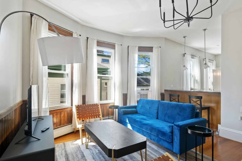 June Homes 02139, Boston image 11