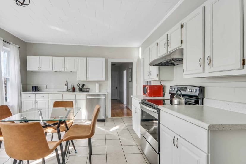 June Homes 02143, Boston image 38