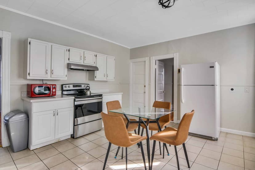 June Homes 02143, Boston image 59