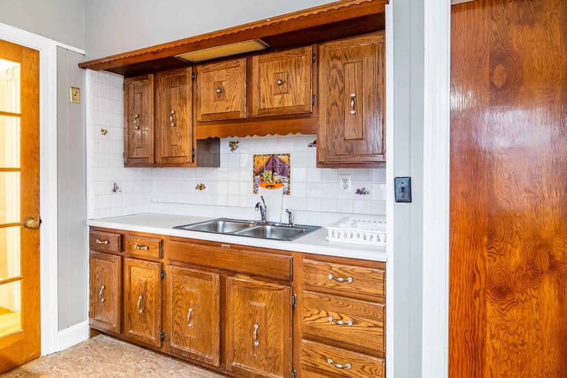 June Homes 02143, Boston image 27